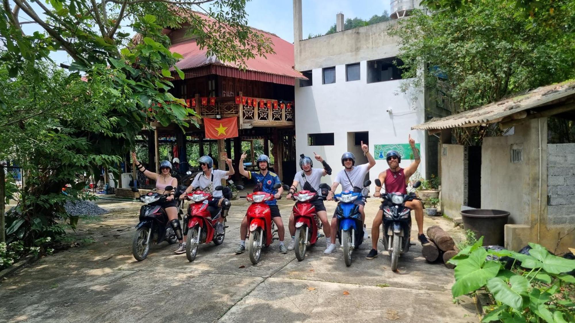 A Pousada Nomadders Ha Giang Exterior foto